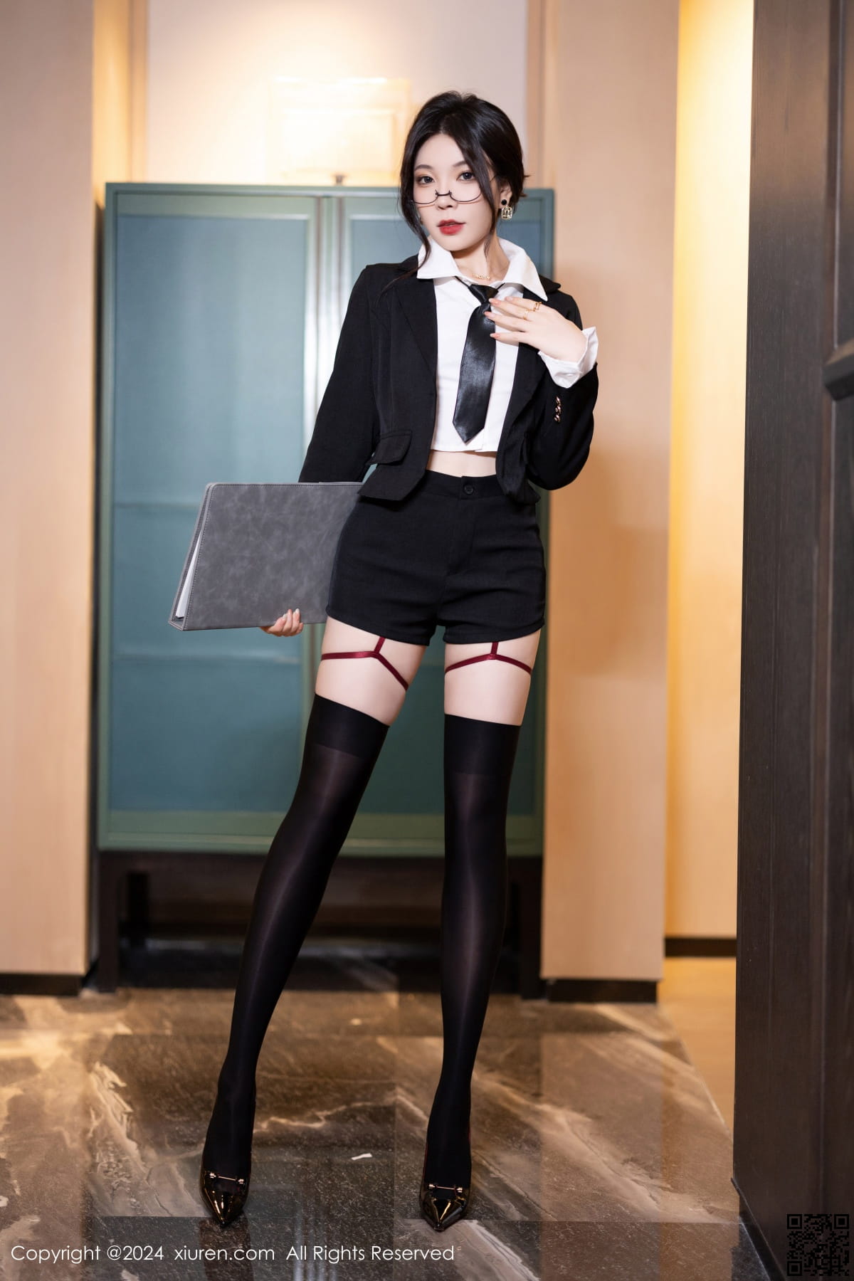 XIUREN秀人网 2024.04.23 No.8440 徐莉芝Booty-2