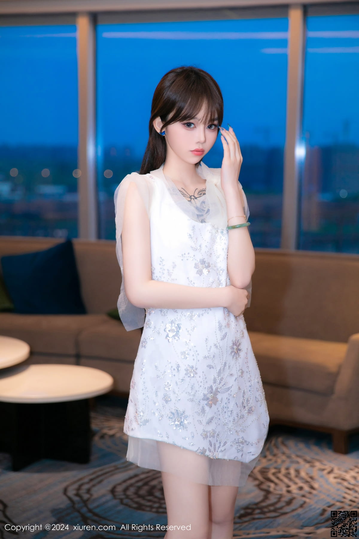 XIUREN秀人网 2024.06.13 No.8696 奶瓶.-2