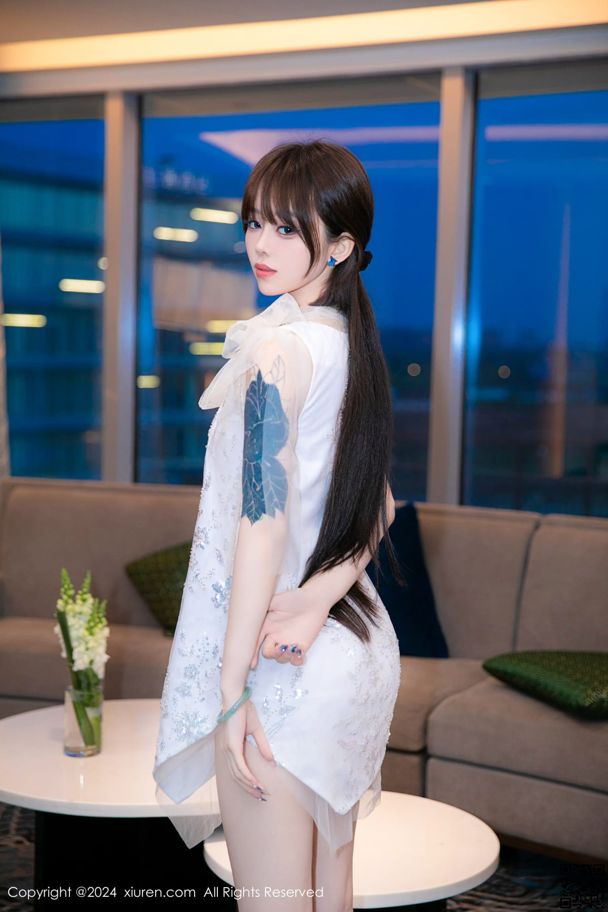 XIUREN秀人网 2024.06.13 No.8696 奶瓶.-4