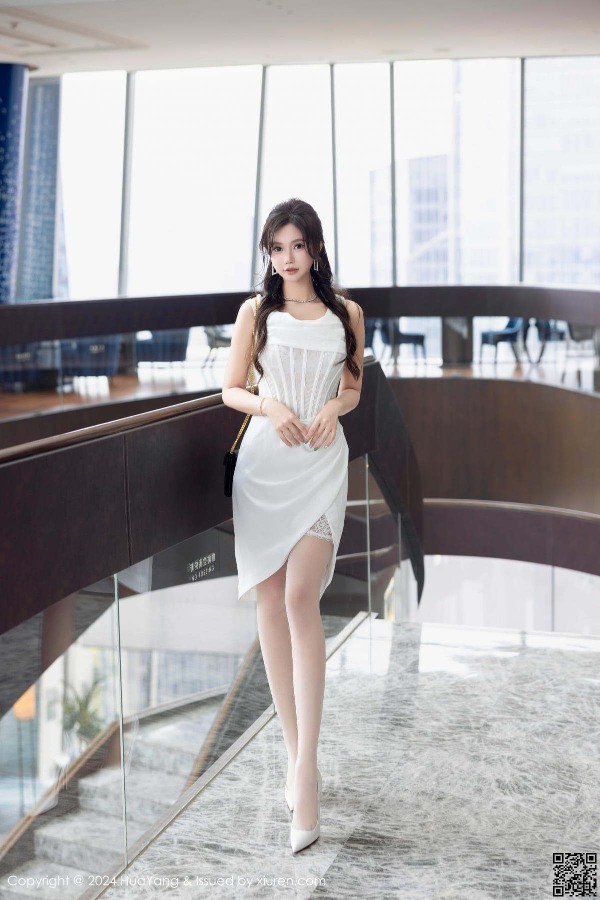 HuaYang花漾写真 2024.10.12 VOL.612 绮里嘉ula-2
