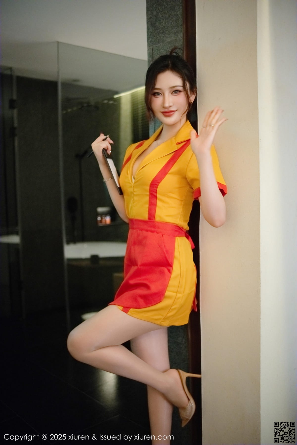 XIUREN秀人网 2025.01.02 No.9695 蕾蕾醒了没-3