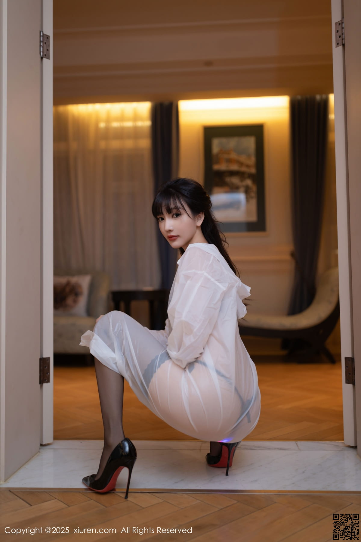 XIUREN秀人网 2025.01.02 No.9700 陆萱萱-6
