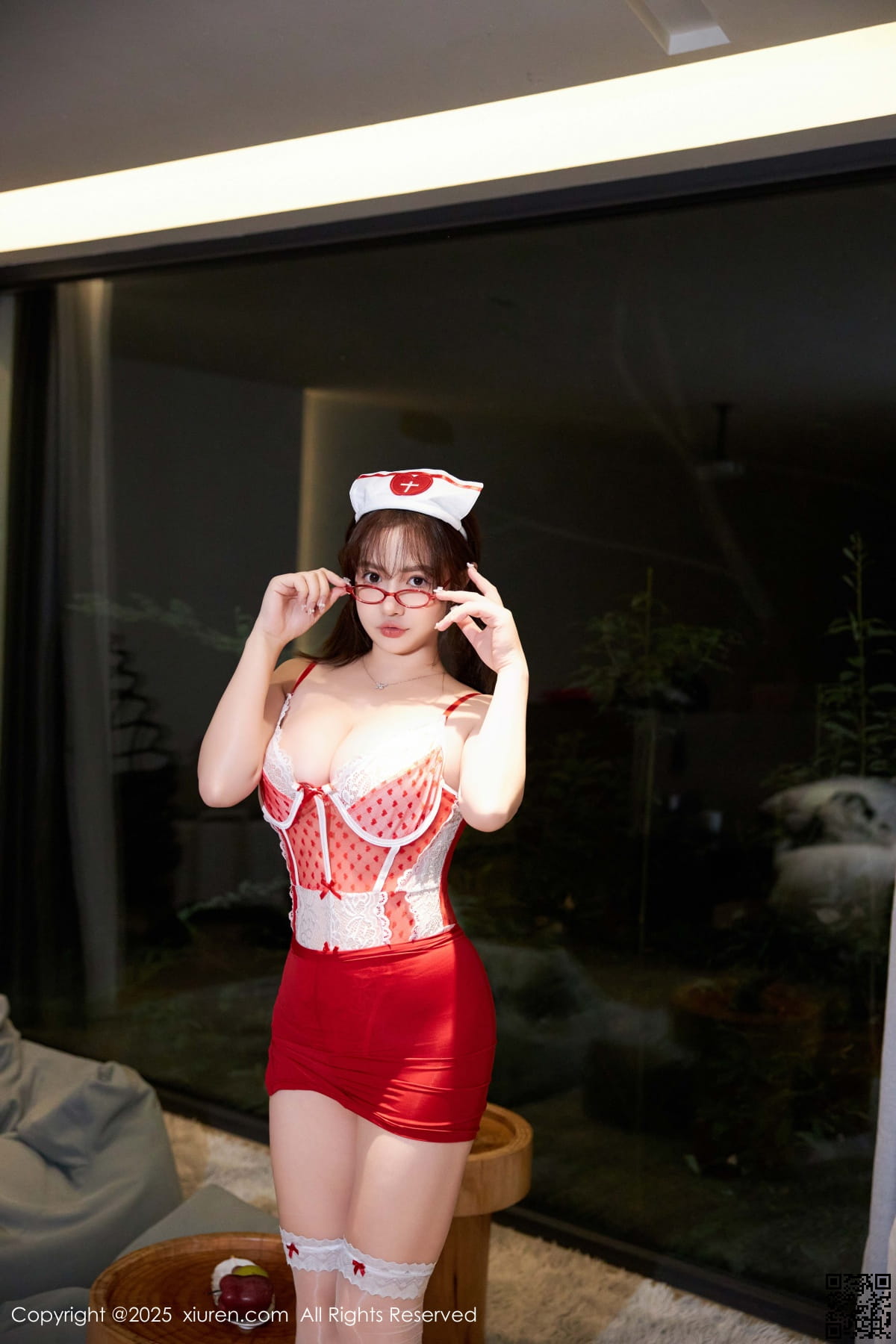 XIUREN秀人网 2025.01.07 No.9719 养乐多Doll-2
