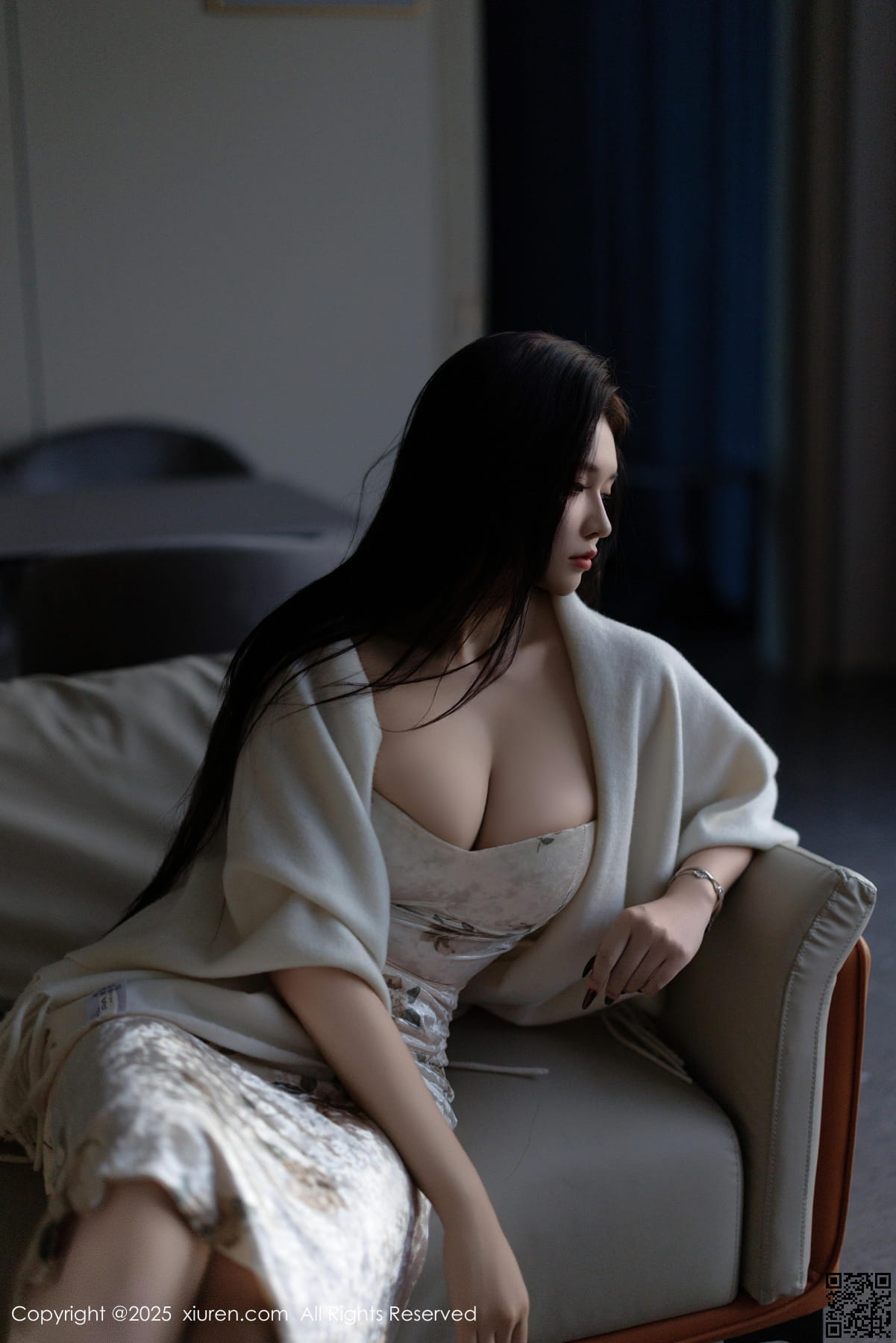 XIUREN秀人网 2025.02.18 No.9899 娜比-2