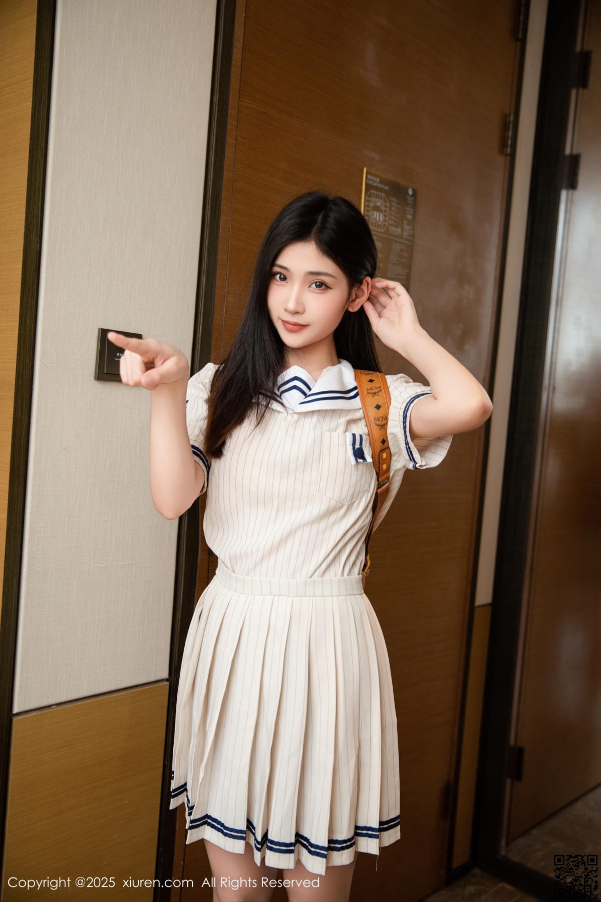 XIUREN秀人网 2025.02.27 No.9942 刘婷婷-3