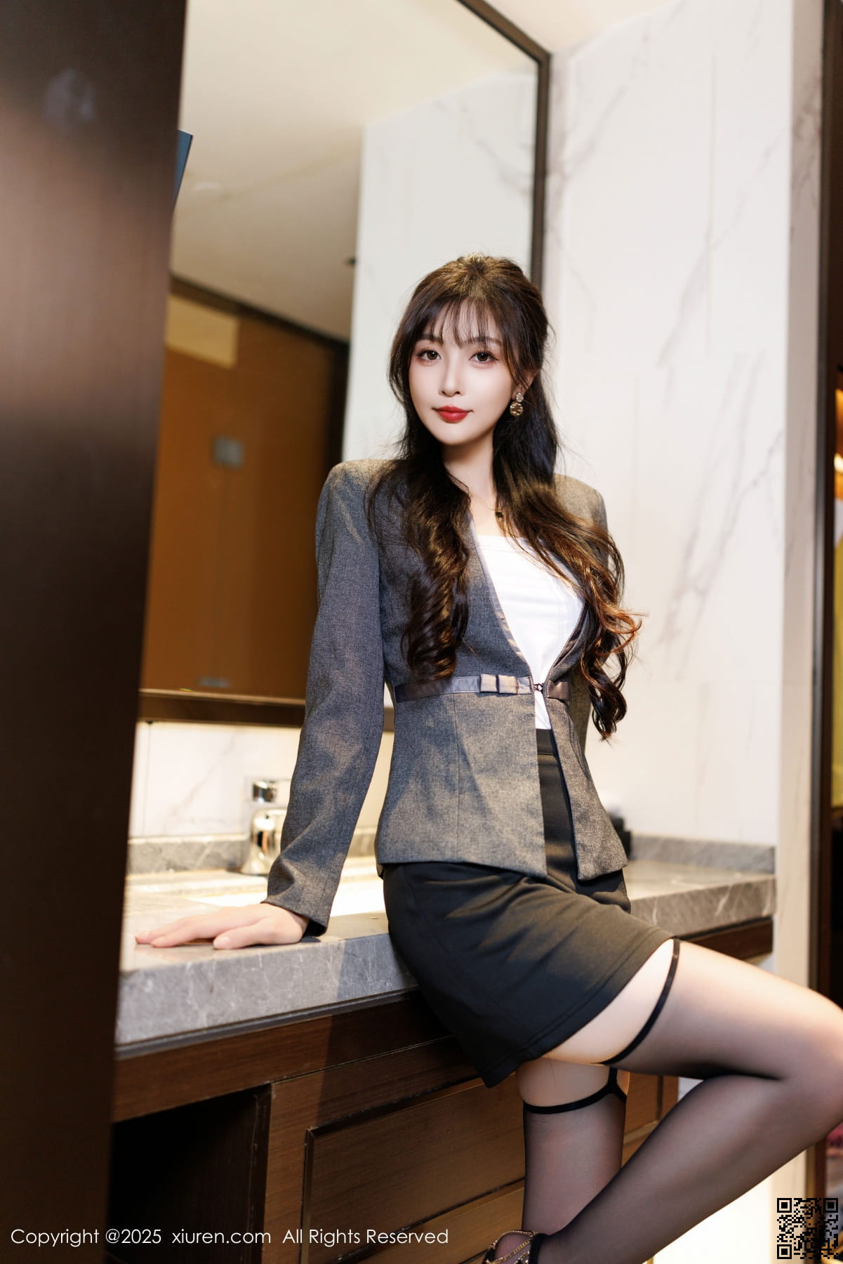 XIUREN秀人网 2025.03.03 No.9957 樱桃小阑子-2