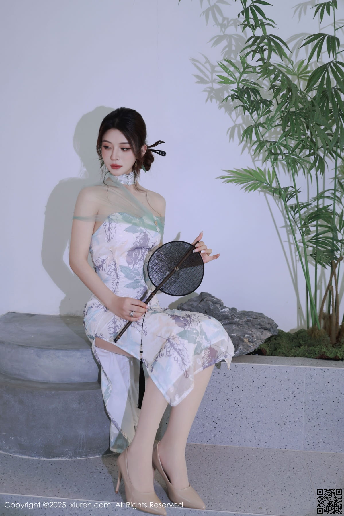XIUREN秀人网 2025.08.27 No.10694 阿依莎-2