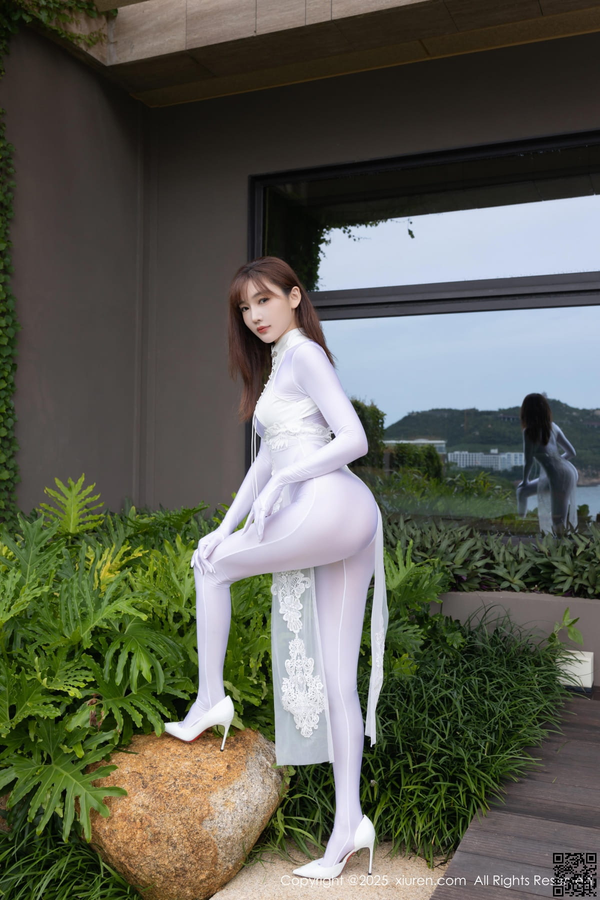 XIUREN秀人网 2025.08.28 No.10704 陆萱萱-5