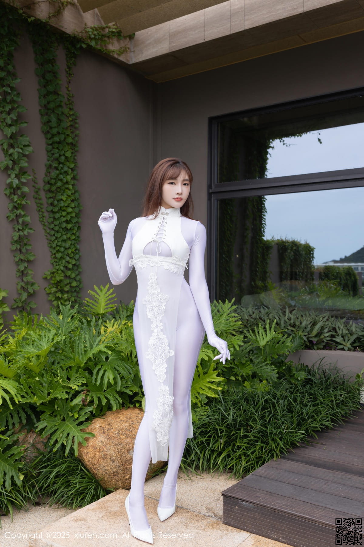 XIUREN秀人网 2025.08.28 No.10704 陆萱萱-4