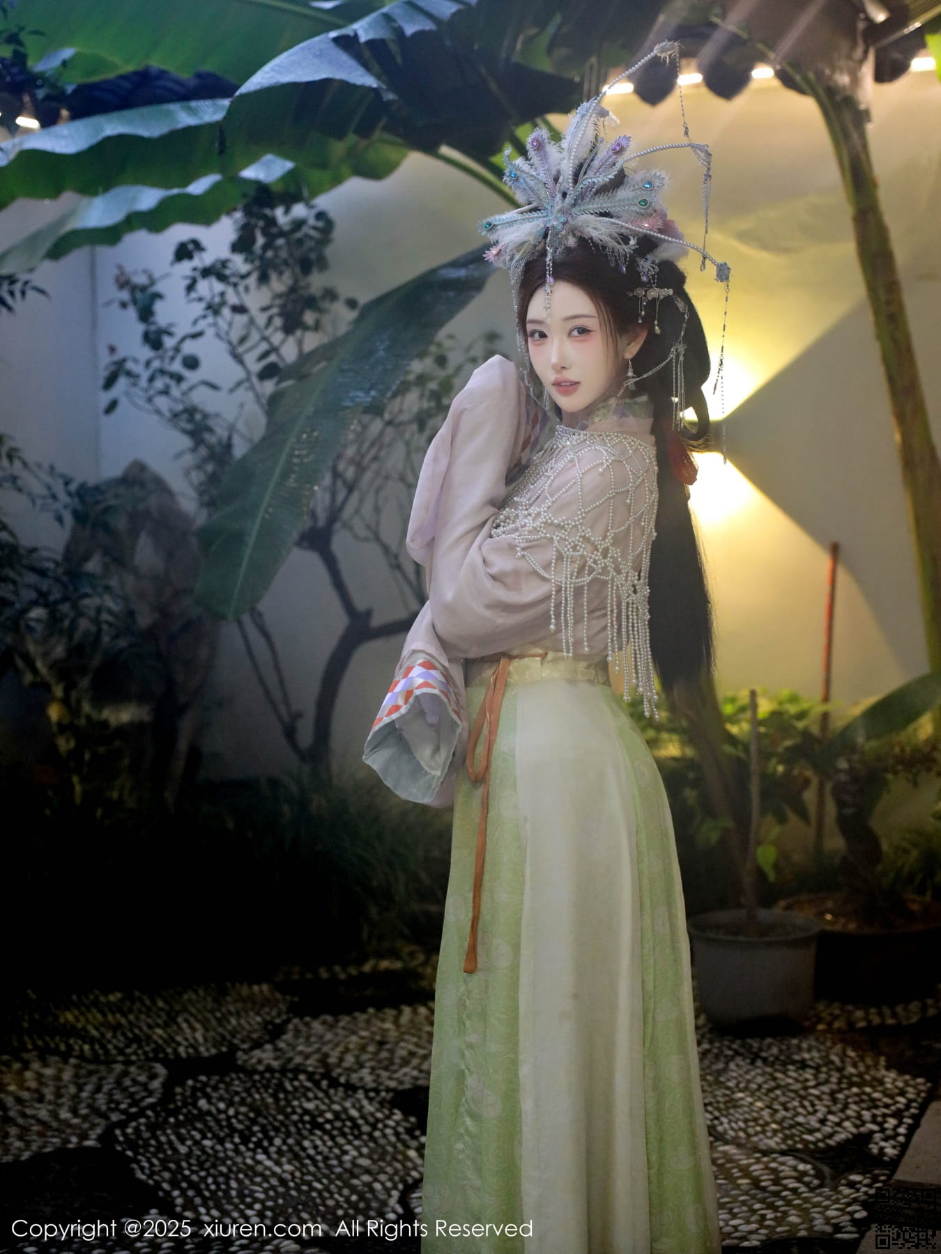 XIUREN秀人网 2025.09.05 No.10736 金允希Yuki-2