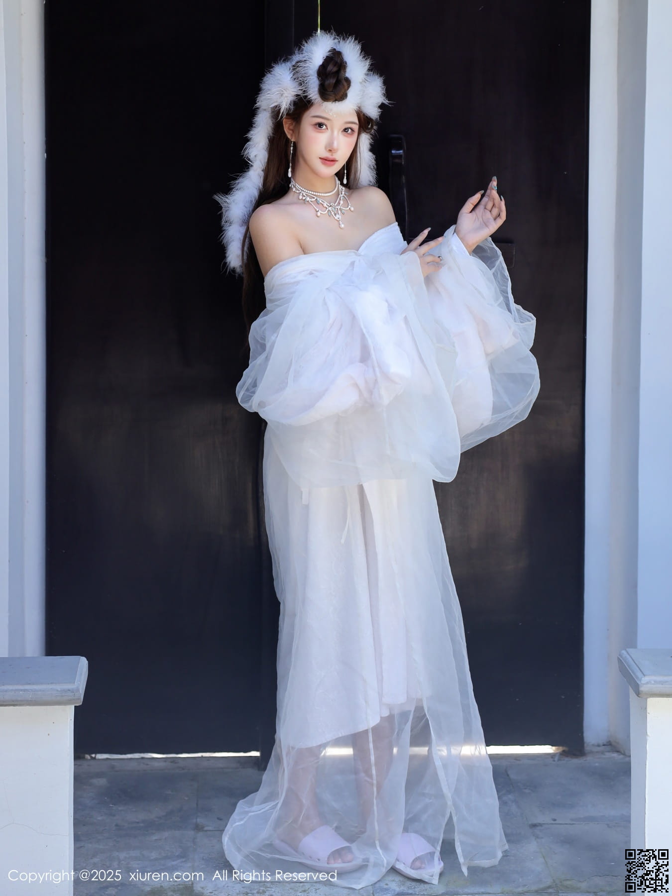 XIUREN秀人网 2025.10.09 No.10843 金允希Yuki-2