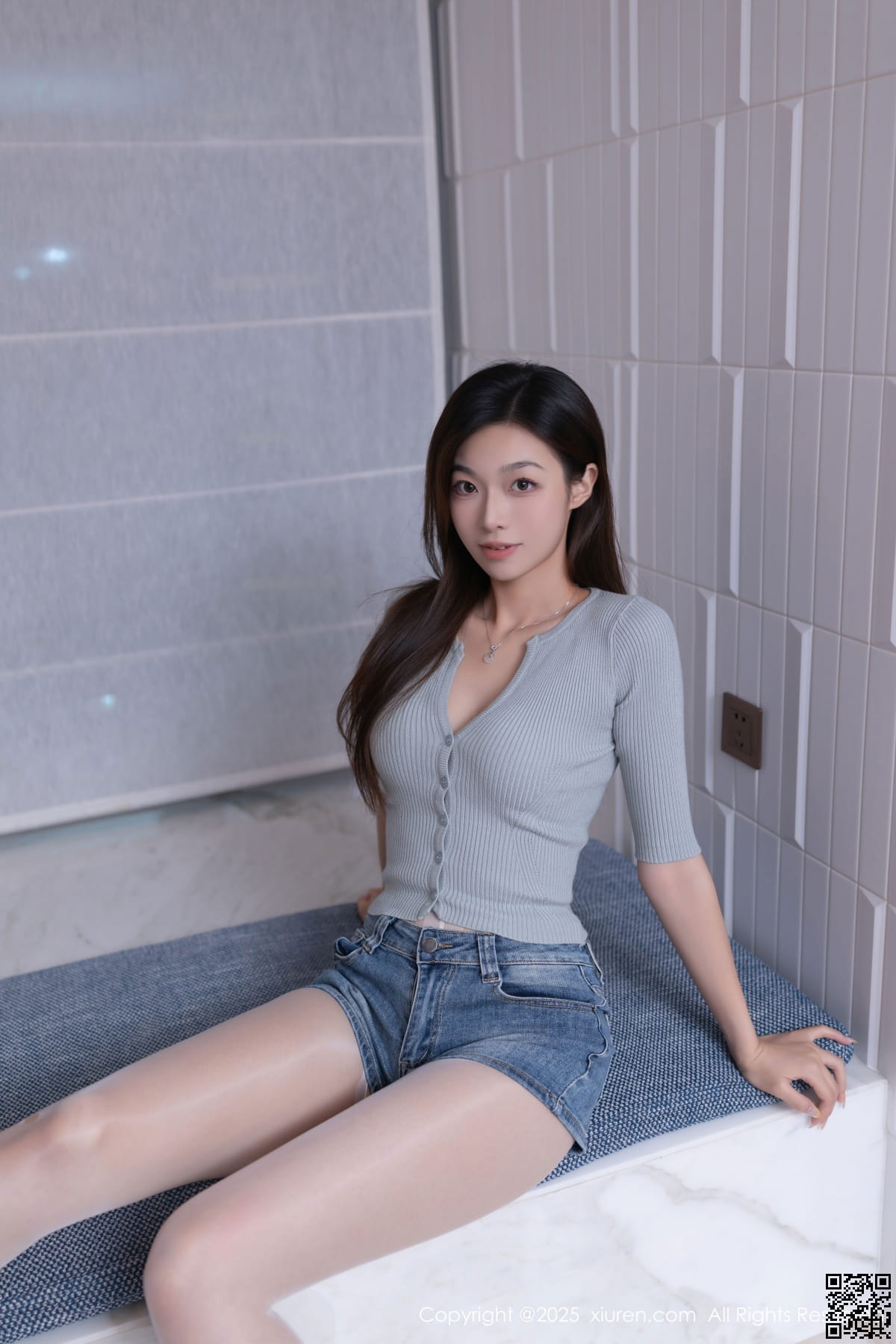 XIUREN秀人网 2025.10.17 No.10881 kiki柚柚-5