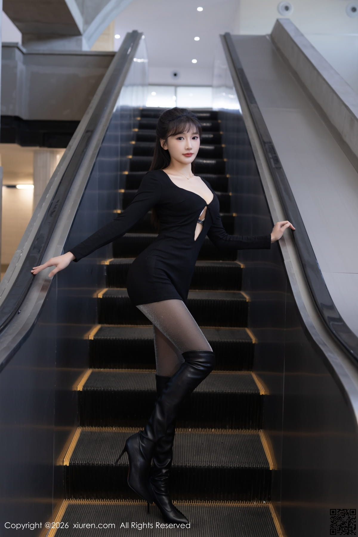 XIUREN秀人网 2026.01.15 No.11236 陆萱萱-2